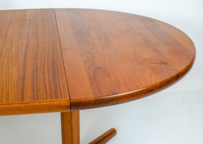 Skovby mobler extendable danish dining table