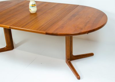 Skovby mobler extendable danish dining table