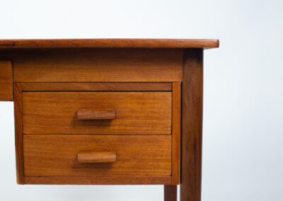 Danish mid century desk in teak vintage