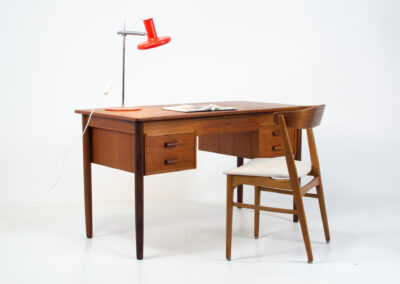 Danish mid century desk in teak vintage