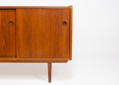 Measurements: Height: 74 cm Width: 240 cm Depth: 47 cm