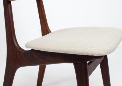 Set of 6 impressive Model 74 dining chairs by Ib Kofod-Larsen denmark