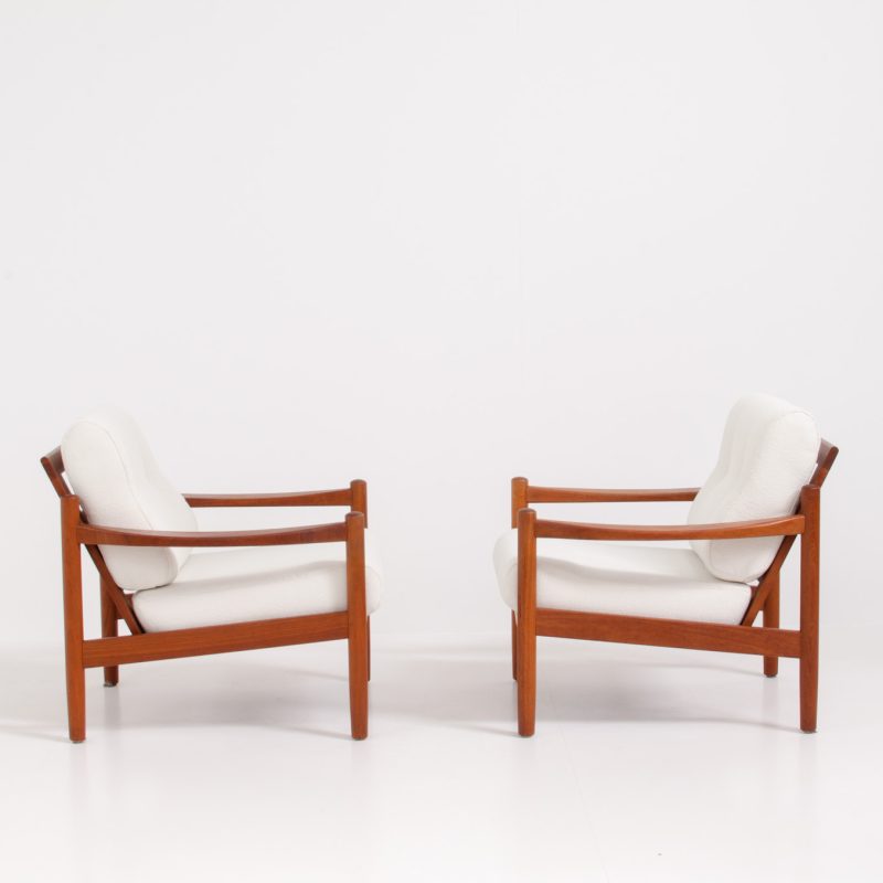 Stunning pair of Danish easy chairs