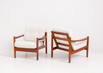 Stunning pair of Danish easy chairs