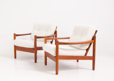 Stunning pair of Danish easy chairs