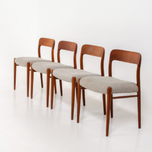 Set of 4 ‘Model 75’ dining chairs by Niels Otto Møller