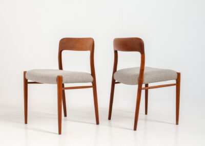 Set of 4 ‘Model 75’ dining chairs by Niels Otto Møller