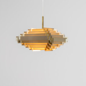 Stunning Pyramid pendant light by Hans Følsgaard for Følsgaard A/S (Denmark, 1970s). It is made out of brass colored aluminium slats that are pushed together. In very good condition & newly rewired.