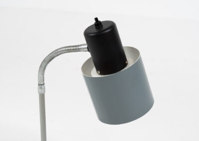 “Beta” table lamp by Jo Hammerborg for Fog & Mørup (Denmark - 1960s). This beautiful piece is made out of laquered metal. It is in stunning condition! Newly rewired.