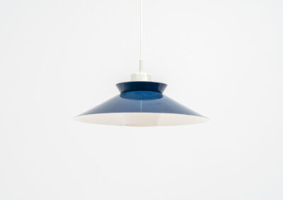 Mid-century opaline glass pendant light (Denmark, 1960s). A beautiful and simple lamp made out of an opaline glass body and an aluminium lamp shade, blue on the outside, white on the inside. In good condition with some signs of age.