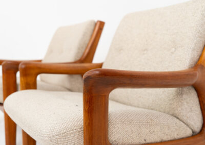 Stunning easy chair by Gustav Thams for A/S Vejen (Denmark, 1960s). The rounded and organic shapes on this one is just impressive. It features a solid teak frame and the original beige upholstery. It seems to us that its not even been used, as the condition of the wood and the fabric is perfect.  