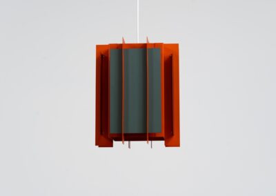 Extremely rare “Octagon” pendant light by Lyfa (Denmark, 1960s). What a spectacular piece! It’s made out of multiple steel slats lacquered in orange and grey, which gives an amazing lighting. It looks different from every angle and will probably never bore you! Newly rewired and in splendit condition. It weighs almost 5kg so make sure the ceiling can support it.