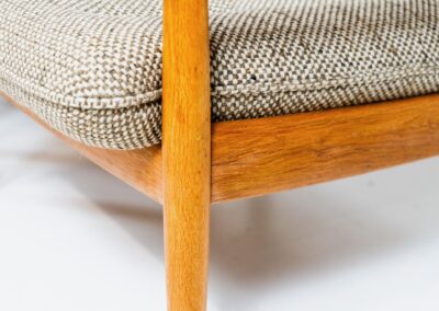 Pair of rare lounge chairs by Willem Knoll for Knoll Antimott (Germany, 1950s). They feature solid oak frames and the original wool upholstery. In good condition with signs of age.