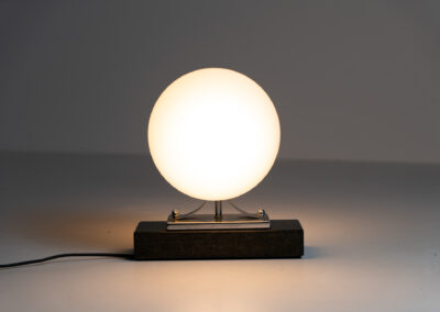 Extraordinary Spage Age Murano Table lamp (Italy, 1970s). An amazing Space Age piece made out of chrome & Murano glass, standing on an Italian marble foot. In very good condition!