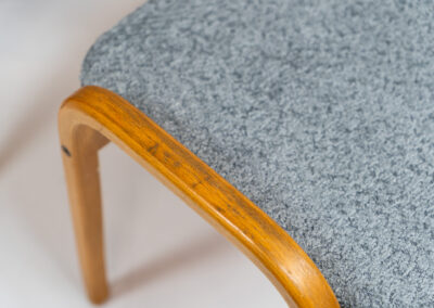 Lamino chair and ottoman by Yngve Ekström for Swedese (Sweden, 1970s). A timeless classic with a perfect mix of simplicity and comfort. It’s made out of beech wood and grey fabric. In good condition. Patina consistent with age and use.