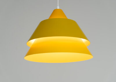 “Zone” pendant light by Jo Hammerborg for Fog & Mørup (Denmark, 1960s). What a beauty… This Zone pendel, made out of yellow lacquered aluminium is surely an eyecatcher! This example is fully restored and in perfect condition.
