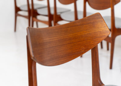 Set of 6 teak dining chairs by Erik Buch for Funder-Schmidt & Madsen (Denmark, 1950s). Durable Danish quality and a beautiful design, made out of teak. They have nice organic lines and the typical floating seats. The chairs are fully restored and newly upholstered in a grey fabric. Ready for another lifetime. Burn marked by maker.