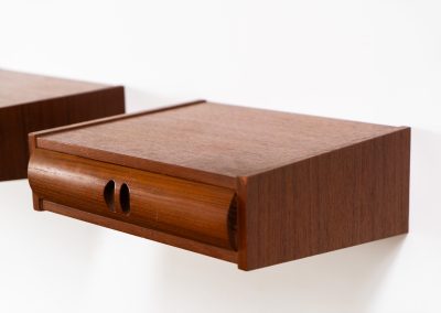 Pair of Danish floating nightstands, 1960s. These elegant nightstands are made out of teak and both feature a small drawer with nice organic inset handles on them. Both in good condition.