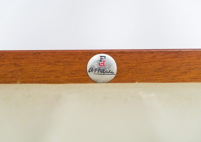 “FD-128” easy chair by Grete Jalk for France & Son (Denmark, 1960s). This elegant masterpiece is a fine example of Scandinavian modernism. It features a solid teak frame with a warm natural grain, stunning curves and comfortable cushions, upholstered in a yellow fabric. The chair presents itself in mint condition and labeled by maker. We have a 3-seater available aswell.