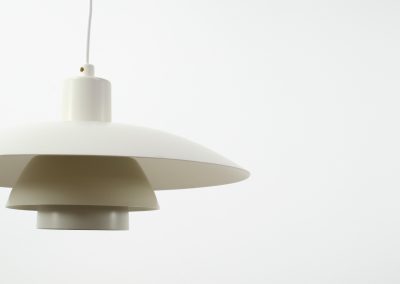 PH4/3 pendant light designed by Poul Henningsen for Louis Poulsen in Denmark, 1960s. A beautiful and timeless design with at the same time a very nice and calming light dispersion! In good condition.