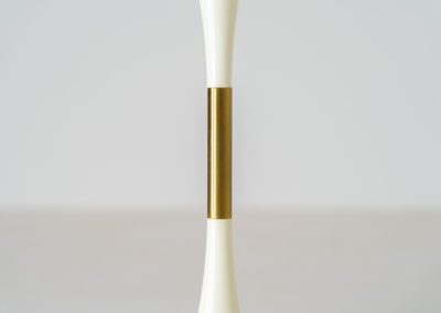 ‘Trixel’ table lamp by Bent Karlby for Lyfa (Denmark, 1960s). This beautiful mushroom lamp consists of two semicircular spheres that provide a soft and pleasant glow. It’s mainly white, finished with some brass details. In excellent and original condition.