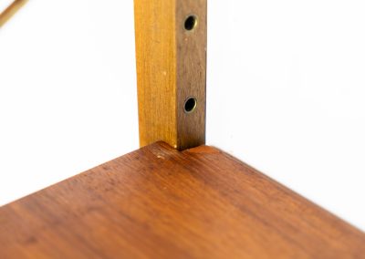 Double wall-unit by Poul Cadovius (Denmark, 1960s). This beautiful and versatile wall-unit is a prime example of Cadovius’ timeless design. Featuring seven shelves, a cabinet, and a desk cabinet with two drawers, it offers both functionality and style. The modular system allows for endless configuration possibilities, enabling you to arrange the pieces to suit your personal taste and space. Aside from a few minor repair marks, the unit is in excellent condition.