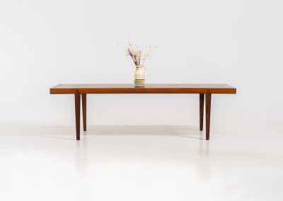 Large Rosewood coffee table by Severin Hansen for Haslev Møbelfabrik (Denmark, 1960s). A beautifully crafted coffee table made from rich rosewood, showcasing a stunning wood grain and an elegant, minimalist design. The seamless joinery between the tabletop and legs is a testament to exceptional craftsmanship and a signature technique of Severin Hansen. A timeless piece that embodies Danish modern design at its finest. It is in very good condition!