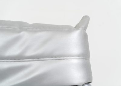 “Metallic Silver” Limited edition Togo 1 seater by Michel Ducaroy for Ligne Roset (France, 2017). This is not your average Togo! A true statement piece, made to stand out. This limited edition in the striking “Metallic Silver” finish was produced in 2017 and comes dated and labeled. It is in very good condition, with only a few minor surface scratches. A rare find for collectors and enthusiasts.