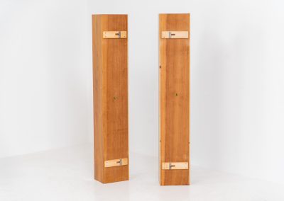 Set of 2 huge wall shelves by Walter Wirz for Wilhelm Renz (Germany, 1965). These iconic U-shaped wall shelves in teak are just stunning. They are sleek, timeless and absolutely beautiful. The shelves remain in very good and original condition. They are labeled.