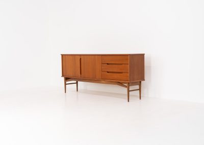 Stunning sideboard by Børge Mogensen for Fredericia (Denmark, 1960s). This piece is absolutely gorgeous! It’s made out of teak and is extremely detailed and built to very high quality standards. It features two doors, three drawers and the most beautiful inset handles. In excellent condition!