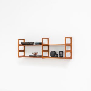 Stunning wall-shelve by Svend Dyrlund (Denmark, 1960s). This elegant wall-shelve, crafted in teak, features nice organic edges and provides the perfect combination of functionality and aesthetics. It is in splendid condition!