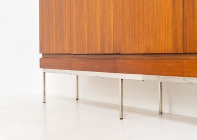 Iconic B60 sideboard in rosewood by Dieter Waeckerlin for Behr (Germany, 1950s). This highly sought after and significant “B60” sideboard is a masterful blend of minimalistic design and functional elegance. It’s unbelievable this piece was made in the 50’s and is yet so timeless. It contains four drawers and four doors with a minimal gap between them. The inside offers lots of storage space with adjustable shelves. It is in amazing condition with minimal sings of use and age.