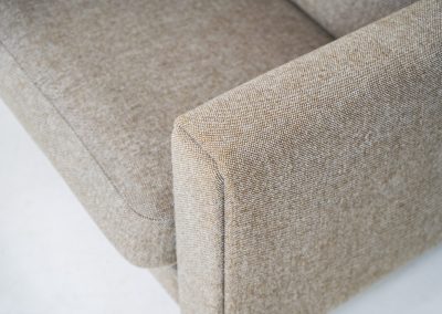 Rare pair of GE300 armchairs by Hans J. Wegner for Getama (Denmark, 1960s). These beauties from the 60’s where manufactured by Getama and designed by the grandmaster himself, Hans J. Wegner. They feature solid oak legs and cushions that where newly uphostered recently in a high quality Hallingdal fabric. They are timeless, significant and in splendid condition!