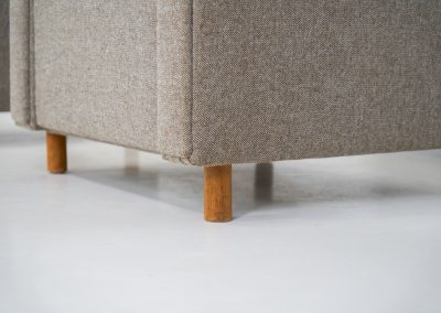 Rare pair of GE300 armchairs by Hans J. Wegner for Getama (Denmark, 1960s). These beauties from the 60’s where manufactured by Getama and designed by the grandmaster himself, Hans J. Wegner. They feature solid oak legs and cushions that where newly uphostered recently in a high quality Hallingdal fabric. They are timeless, significant and in splendid condition!