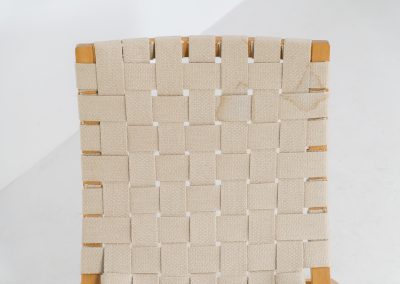 Rare folding chair by Ingmar Relling for Westnofa (Norway, 1960s). This rare lounge chair designed by Ingmar Relling, known for the famous Siesta chair, features a bentwood beech frame and wickered canvas straps. It is foldable for easy storage and transport. It’s in good condition with some stains on the upper right corner of the backrest.