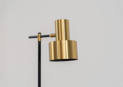A rare brass “Lento” table lamp by Jo Hammerborg for Fog & Mørup (Denmark, 1960s). An iconic example of Scandinavian modernism! Jo Hammerborg's Lento table lamp series was launched by Fog & Mørup in the mid-1960s in three versions – aluminium, brass and copper. This example is the very hard to find solid brass edition and is in very good condition with some surface scratches and a nice patina.