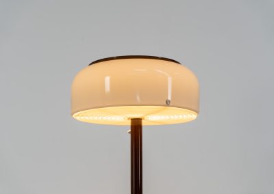 Rare “Knubbling” floor lamp by Anders Pehrson for Ateljé Lyktan (Sweden, 1970s). An absolutely spectacular design by renowned Swedish designer Anders Person, the Knubbling floor lamp is a true statement piece. The lamp features an elegant dark brown lacquered metal base, beautifully contrasted by a generous acrylic shade. Both the shade and the internal diffuser emit light in subtly different tones, creating a layered and dynamic illumination effect. When lit, the lamp reveals a warm, atmospheric glow with remarkable depth. This example remains in very good vintage condition, showing only minor surface scratches to the base consistent with age and use. A rare and collectible piece of Swedish modern lighting.