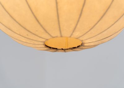 Large Cocoon pendant light (Germany, 1960s). A striking pendant crafted with a delicate polymer coating, sprayed over a white steel frame. Whether lit or unlit, it’s a true eye-catcher. Fitted with a standard E27 socket, making it fully compatible with all types of LED bulbs. In excellent vintage condition with some minor stains and an extremely minor tear in the material, only noticeable upon very close inspection.