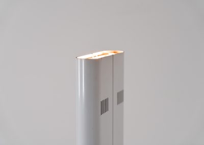 Uplighter Floor lamp by Gianfranco Frattini for Relco Milano (Italy, 1980s). A very minimalist lamp, executed in a clean, architectural form that acts as an indirect light source. The lamp is in very good condition and the original dimmer is functional. Marked by maker.