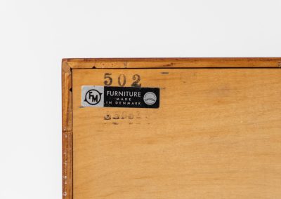 Elegant chest of drawers by Kai Kristiansen for Feldballes Møbelfabrik (Denmark, 1950s). this beautiful chest is made out of teak and features 4 drawers with Kristiansen’s signature carved ‘eye’ pulls and is supported by long tapered legs. In very good condition with normal signs of age. Marked by maker.