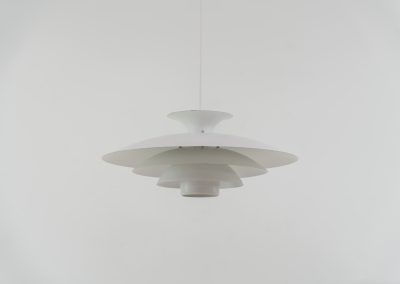 Pendant light by Form Light (Denmark, 1970s). The lamp is crafted out of five metal shades and gives a stunning light dispersion. In good condition with some minor rust stains and paint scratches consistent with its Age.