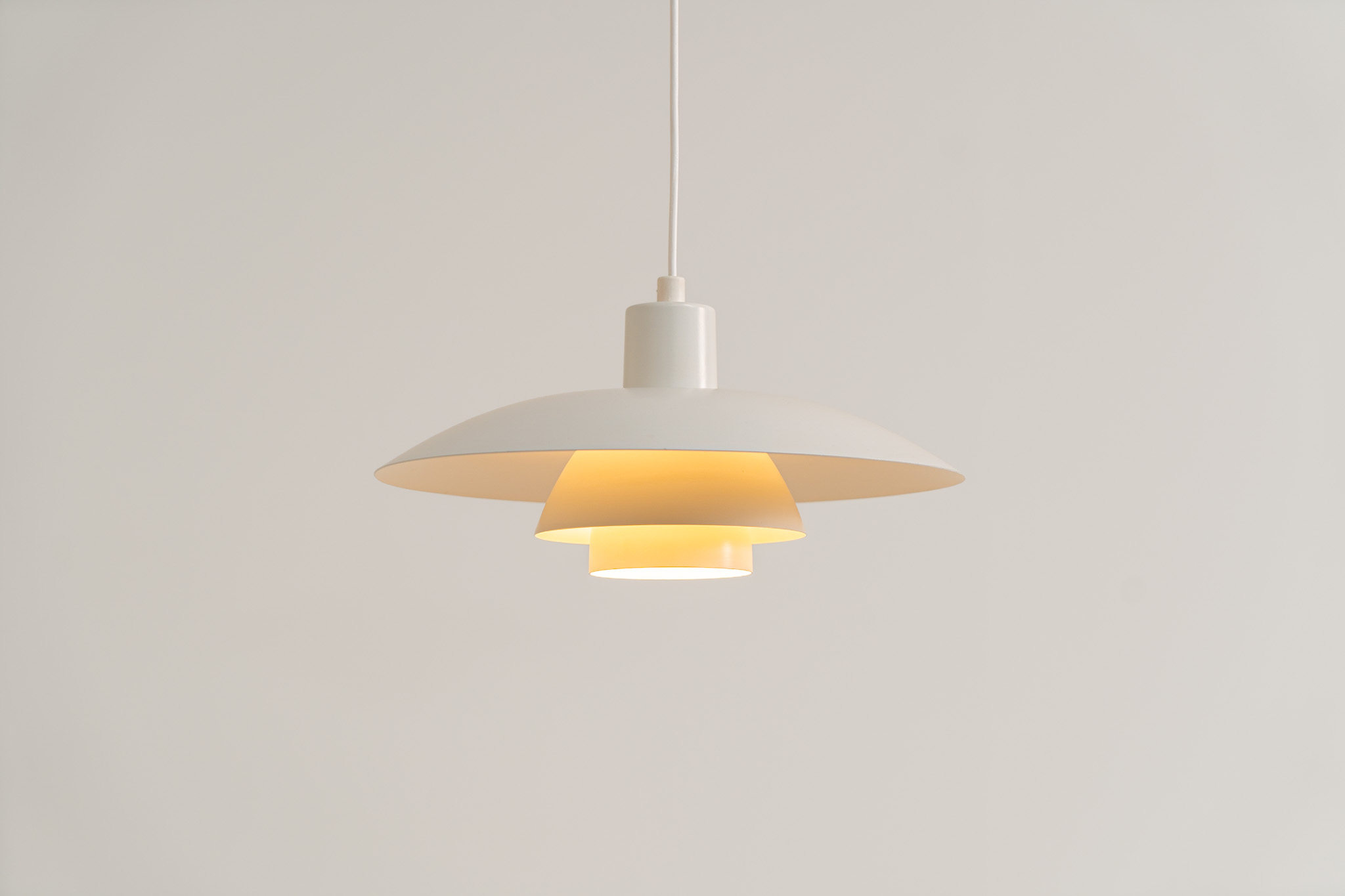 PH4/3 pendant light designed by Poul Henningsen for Louis Poulsen in Denmark, 1960s. A beautiful and timeless design with at the same time a very nice and calming light dispersion! In good condition.