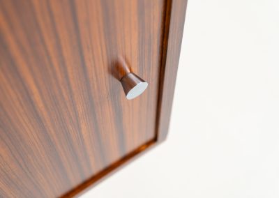 Sideboard in rosewood by Alfred Hendrickx for Belform (Belgium, 1960s). This minimalist sideboard, designed by the renowned Belgian modernist Alfred Hendrickx, is crafted out of rosewood and has an absolutely beautiful woodgrain. The sideboard features two large sliding doorsand lots of storage space on the inside. This example is in beautiful condition with only minor using traces.